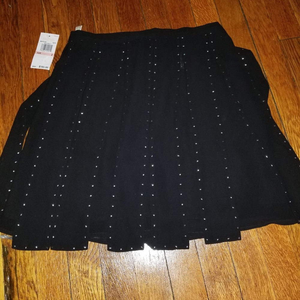 " NEW " Michael Kors Pleated SKIRT SIZE 2 .